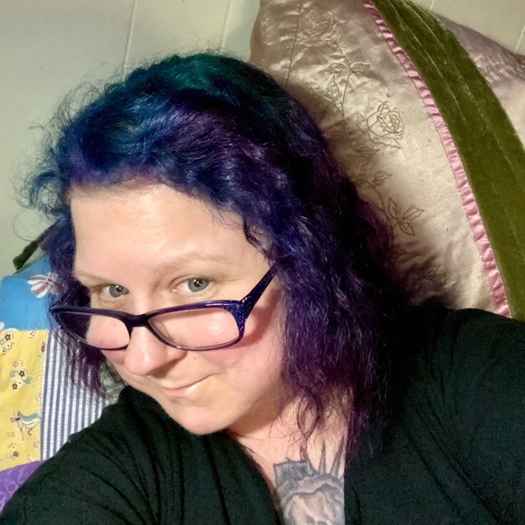 Meet your Posher, Amy - Picture 5 of 5